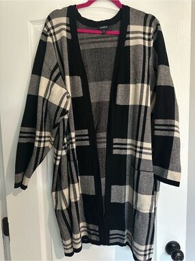 torrid Black and Cream Plaid Open-Front Cardigan